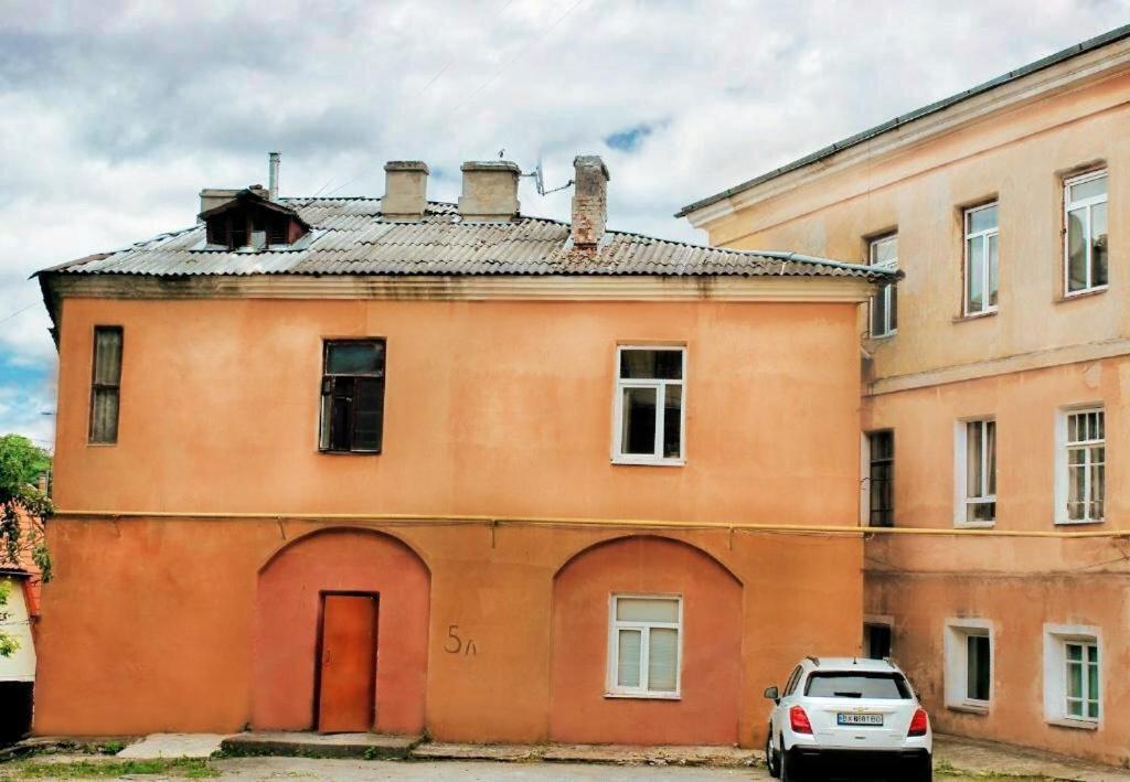 Sunrise Apartment Kamianets Podilskyi Bagian luar foto